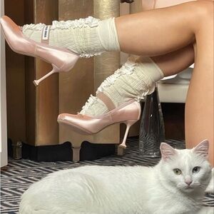 Miu Miu Satin Pumps in Orchid Pink